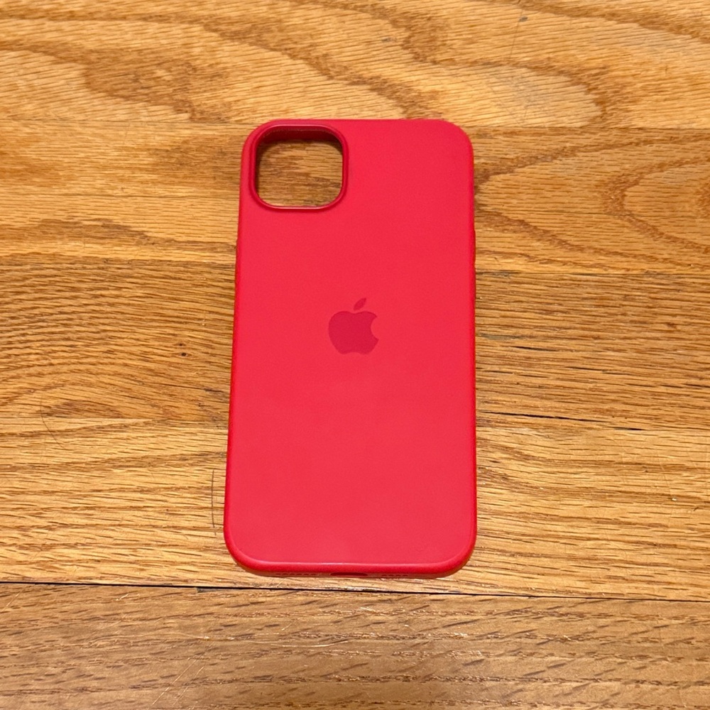 Apple Silicone iPhone 14 Plus Case